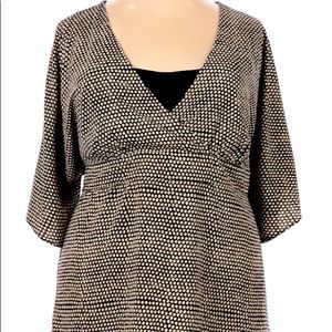 Apostrophe short sleeve blouse